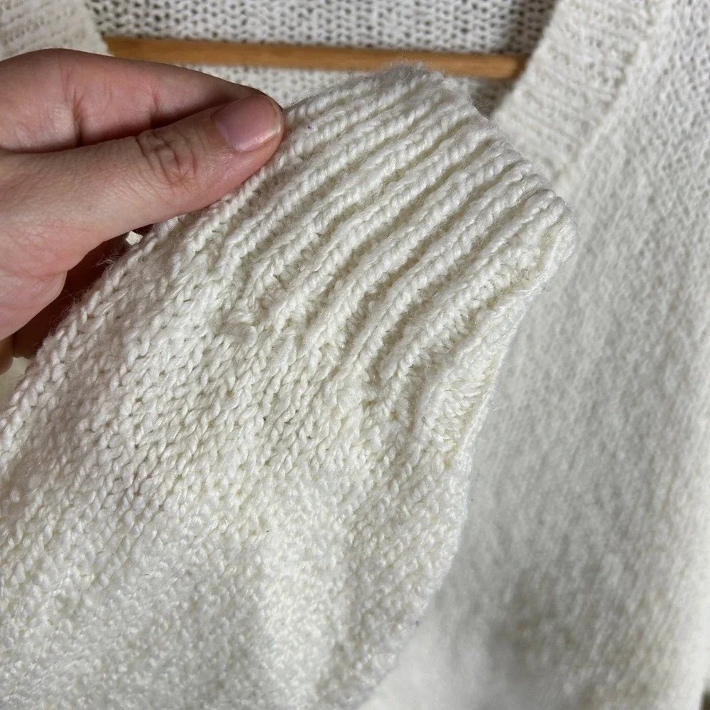 Vintage AKA Bay Cream Knit V-Neck Button Sweater Plus Size 20W Staple Piece‎